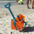 Load image into Gallery viewer, Close-up of Beachmate shovel handle and 2 buckets in detail