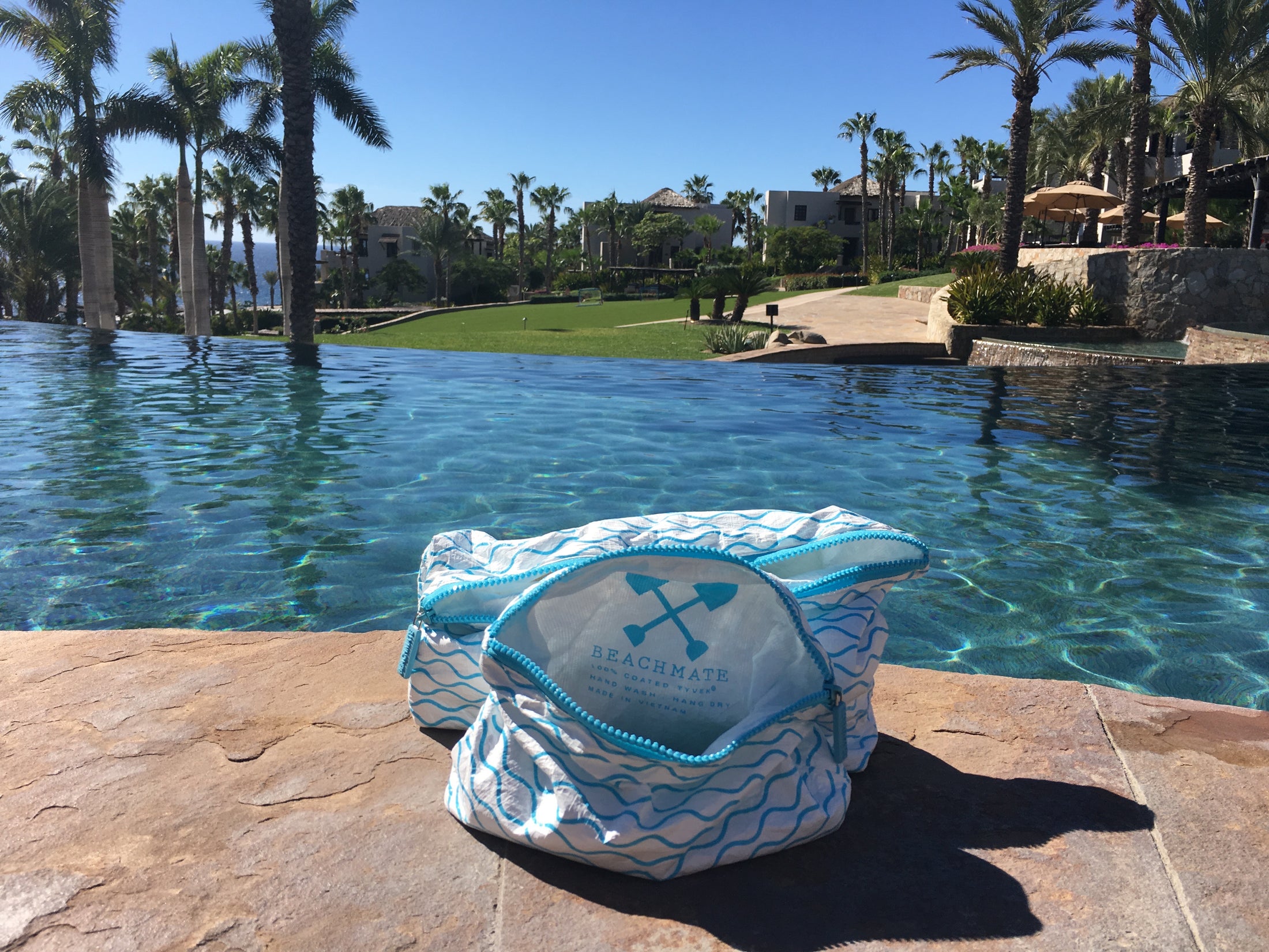 Set of two MyBeachMate mesh accessory bags (large & small) for travel organization. Transparent bags perfect for storing beach essentials.